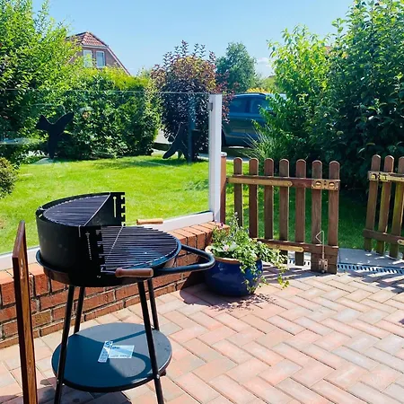 Doppelhaushaelfte In Casa vacanze *