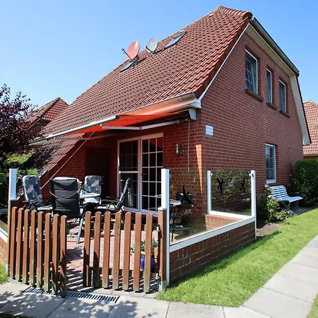 Holiday home Doppelhaushaelfte In *